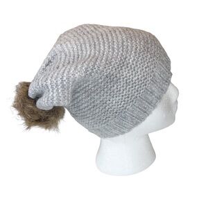 Steve Madden Gray Knitted Beanie with Tan Faux Fur Pom Pom Winter Hat Ou…